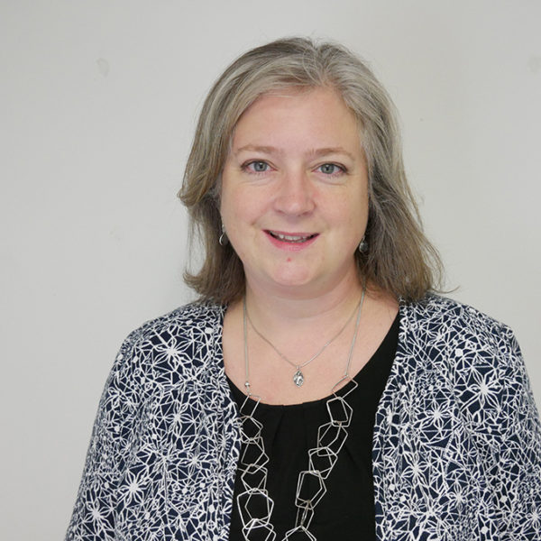 Kate Carr, Cyfarwyddwr Partneriaethau, Ymgysylltu a Chyfathrebu